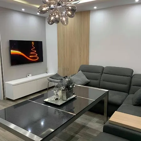 Prestige Line Apartmán *