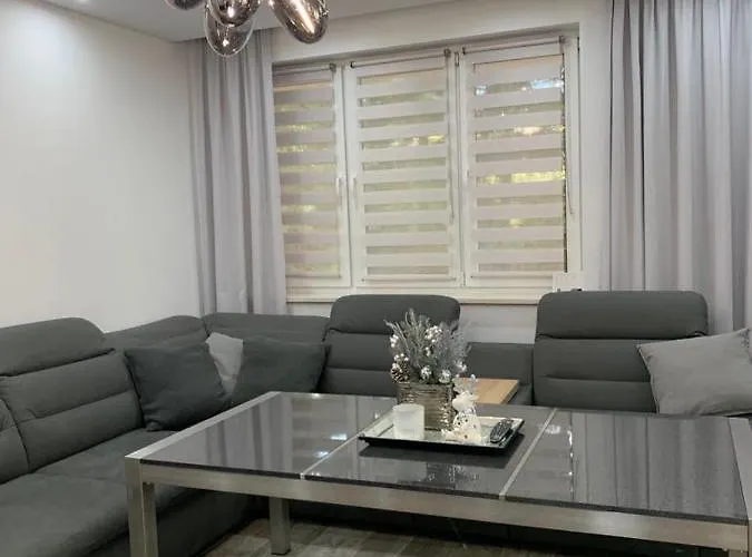 Prestige Line Apartment *